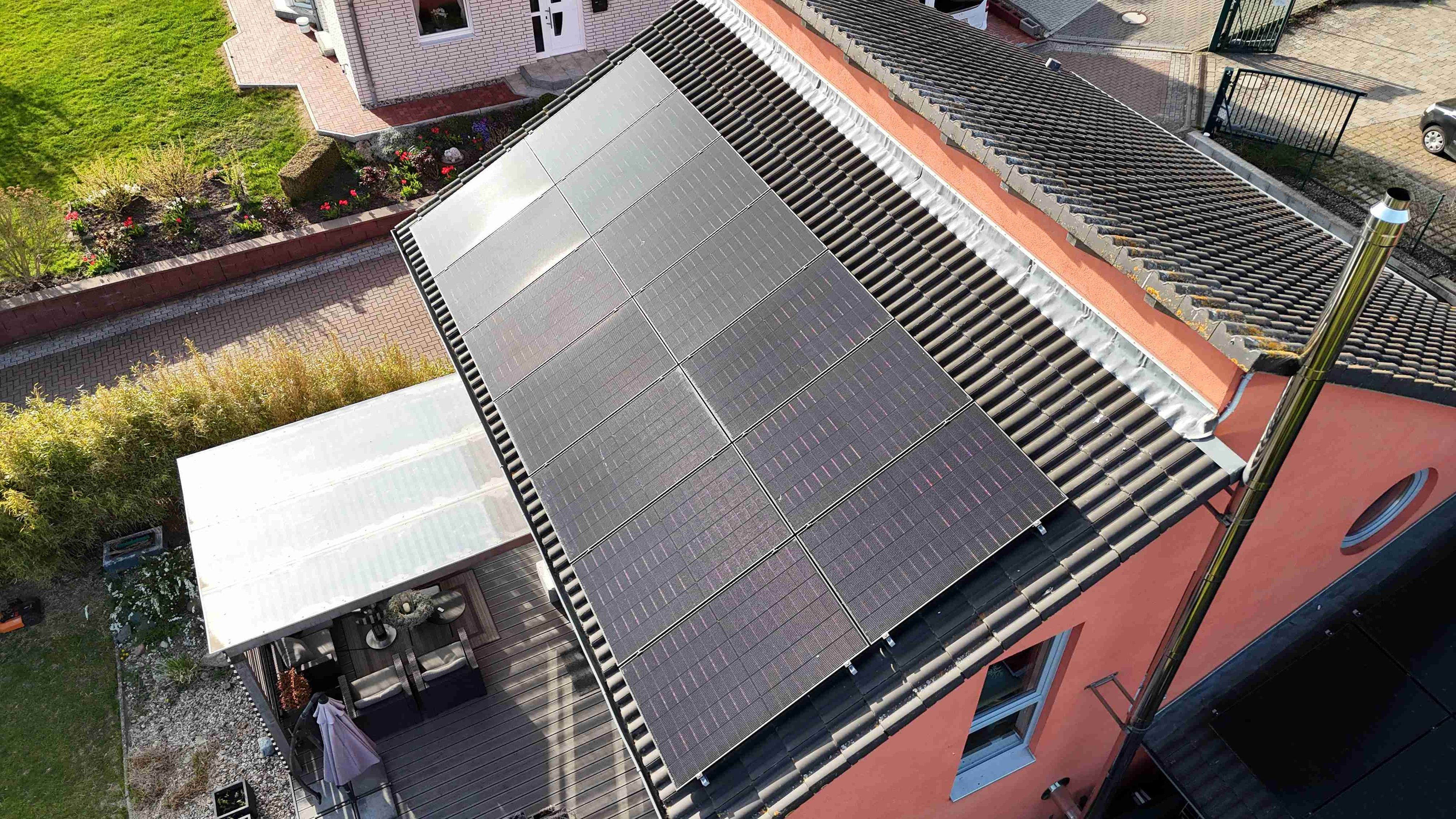 Haus mit Solaranlagen
