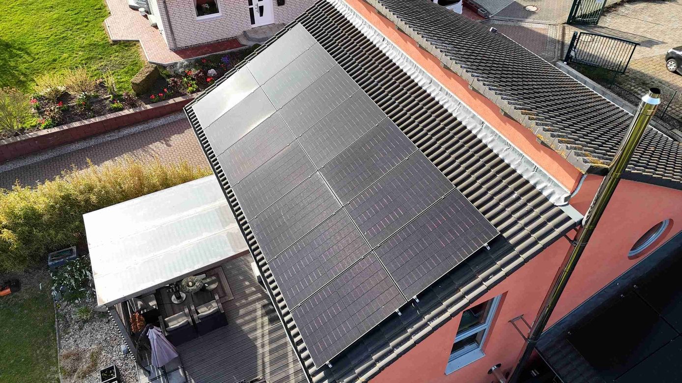 Haus mit Solaranlagen