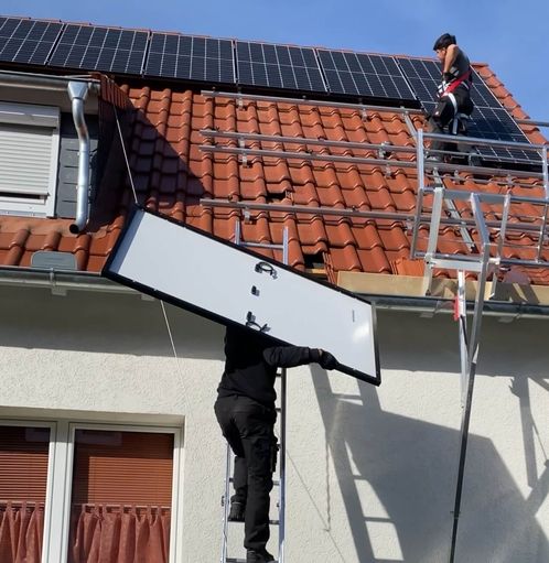 Einbau von Solar auf einem Dach